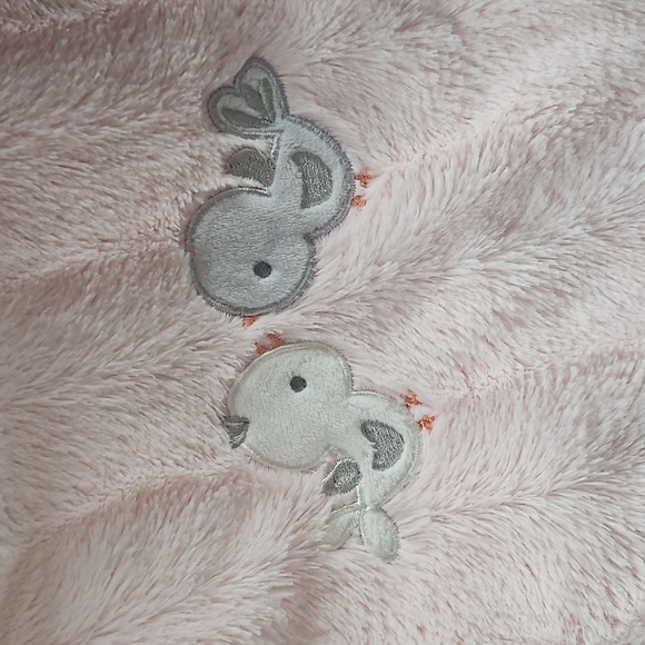 Blankets & Beyond Newborn Snuggle Swaddle - Picture 2 of 7